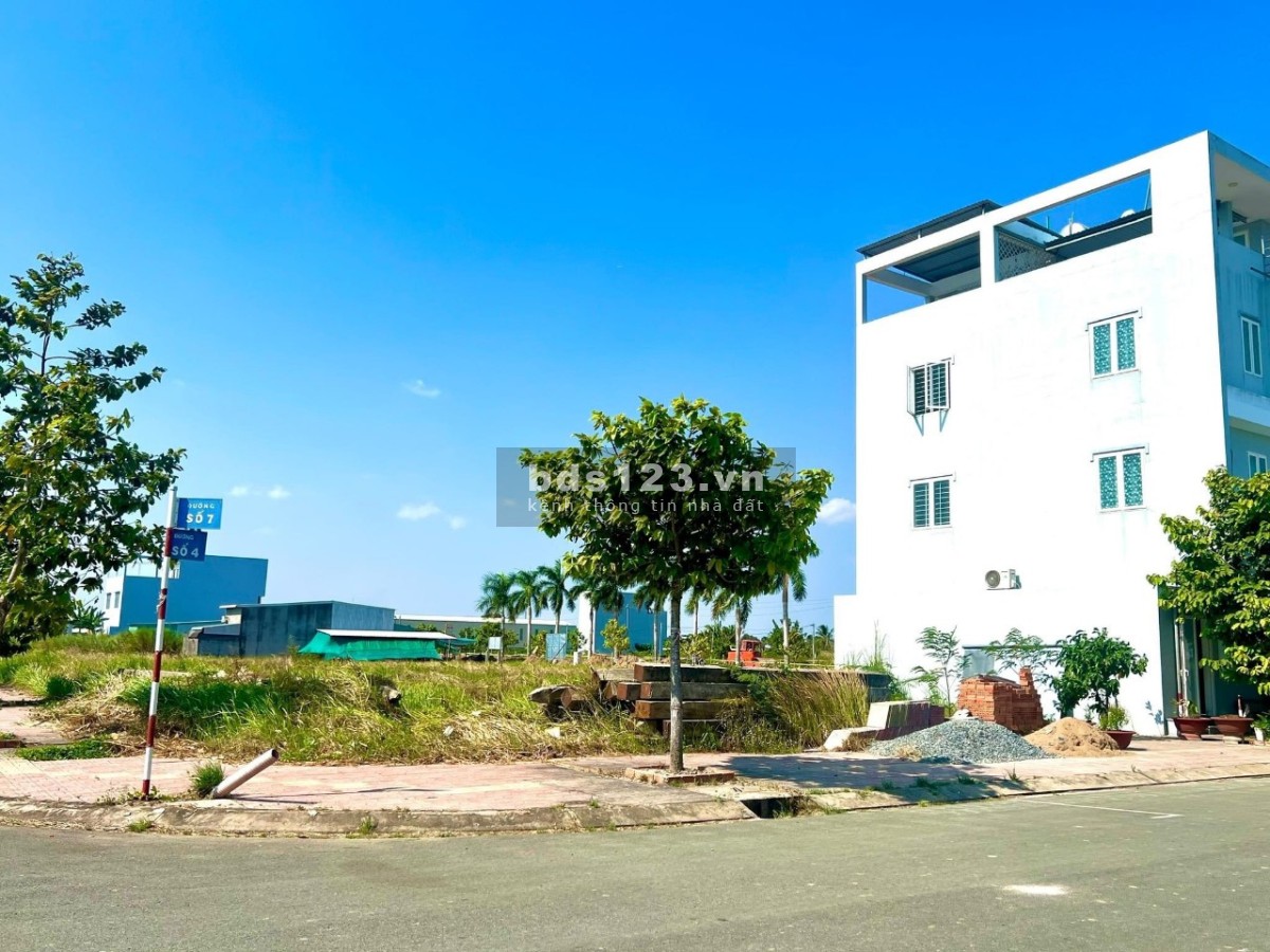 Bán đát khách ngợp giá tốt tại Thủ Thừa Long An 100m2 1ty4