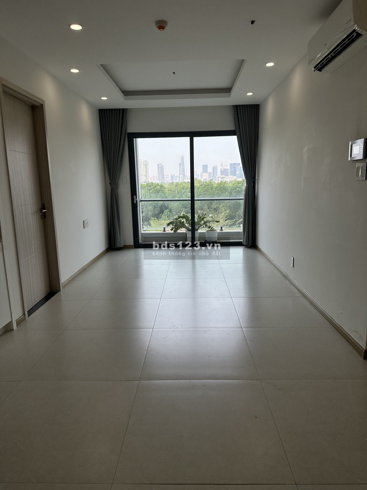 View quận 1 hướng mát, chỉ 15 triệu 76m2, 2PN ở New City Thủ Thiêm Q2