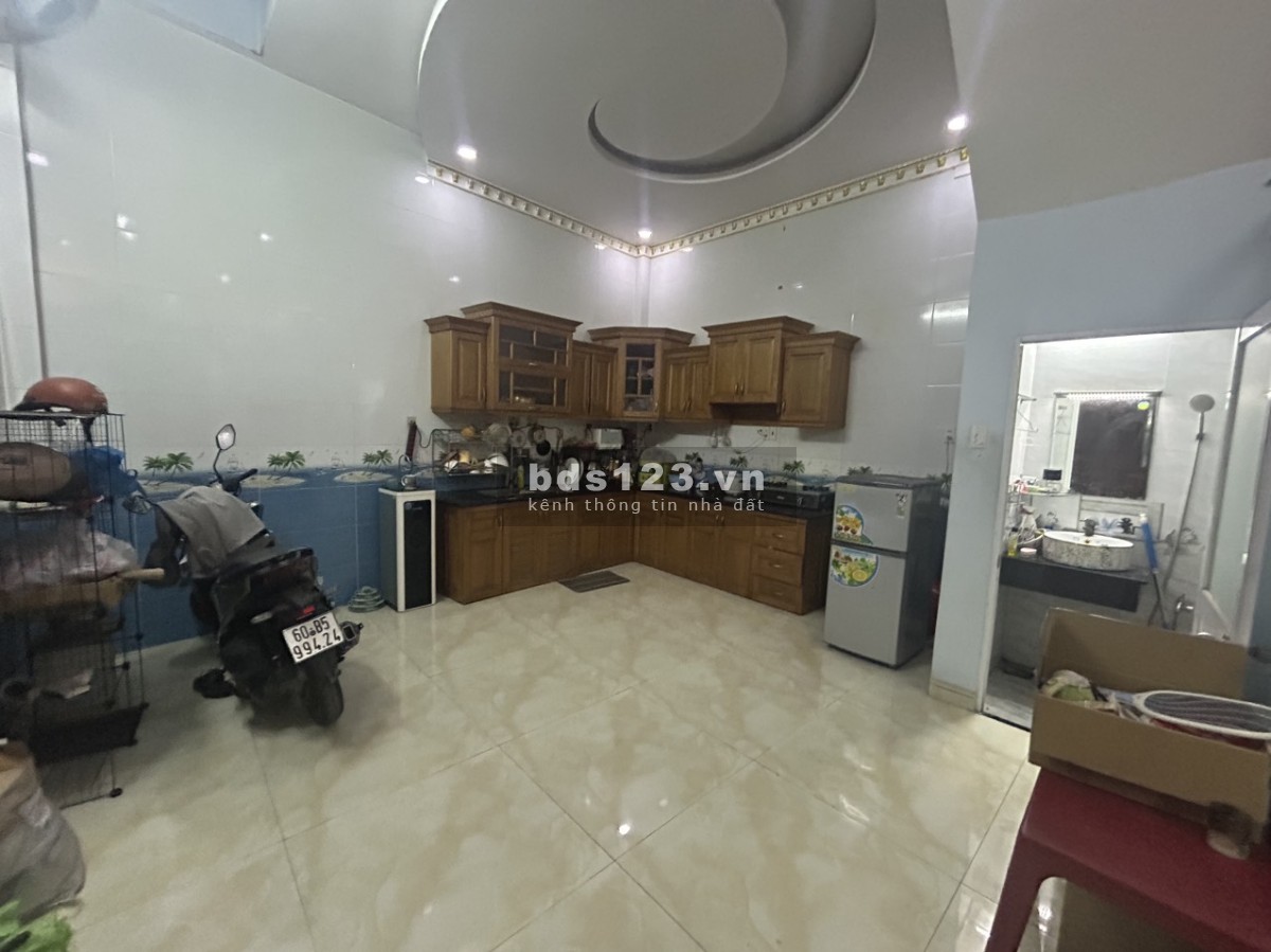 Bán gấp nhà Phố Mới 4 tầng dt 50m2 đường Bến Lội, Bình Tân Shr gía 5.3 ty TL