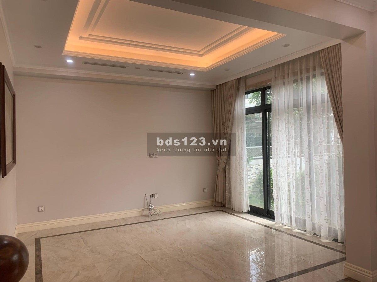 Cho thuê biệt thự Song Lập hướng Nam 122m2 3 tầng, 4 phòng ngủ - KĐT Tây Hồ Tây - 0917975846