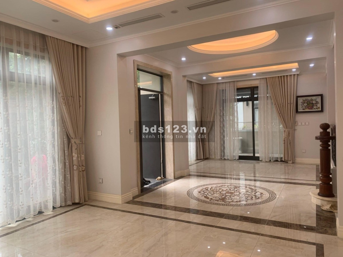 Cho thuê biệt thự Song Lập hướng Nam 122m2 3 tầng, 4 phòng ngủ - KĐT Tây Hồ Tây - 0917975846