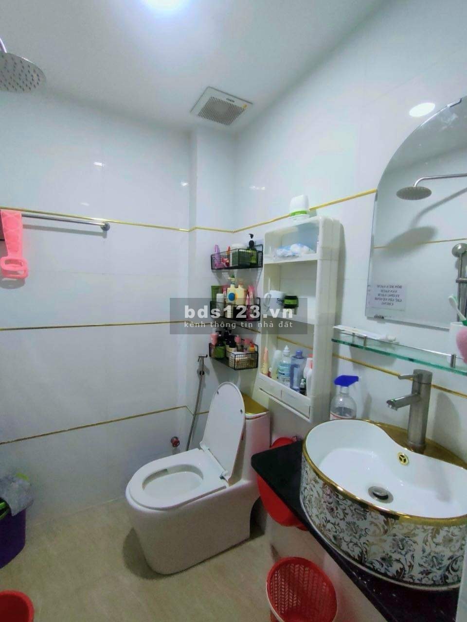 NHÀ MẶT TIỀN KINH DOANH. BÌNH QUỚI, BÌNH THẠNH. 2 LẦU. NỞ HẬU. CHỈ 5.85 TỶ. LH 0794285869.