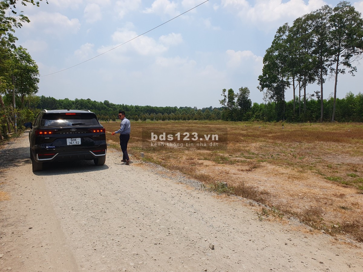 Bán đất lô góc full thổ ngay kcn Phước Đông.