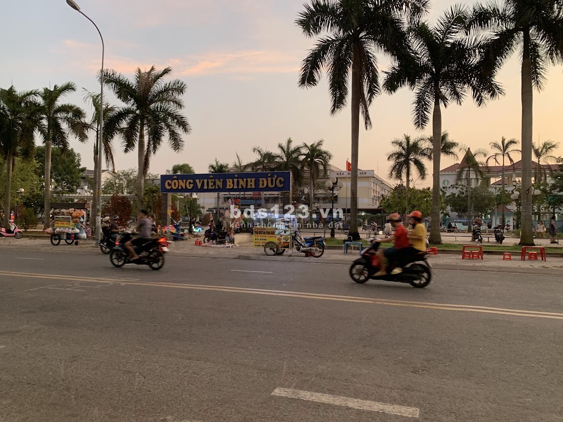 (Thủ Đức) Nhà hxh 5m phân lô, Ngô Chí Quốc, P. Bình chiểu, 66m2, 1 lầu, 3.5 tỷ.