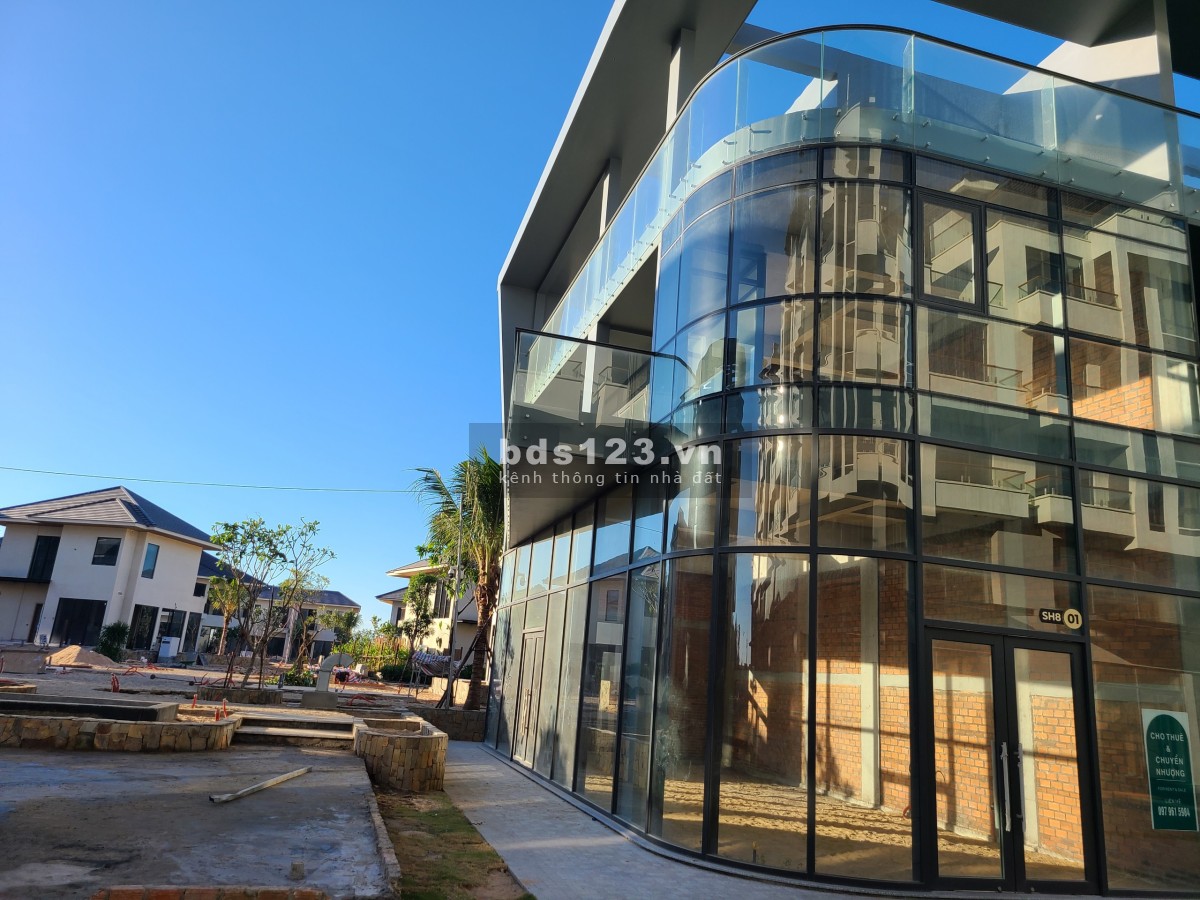 Cần bán nhà phố căn góc 150m2 Tổ Hợp Nghỉ Dưỡng L'Aurora Phú Yên