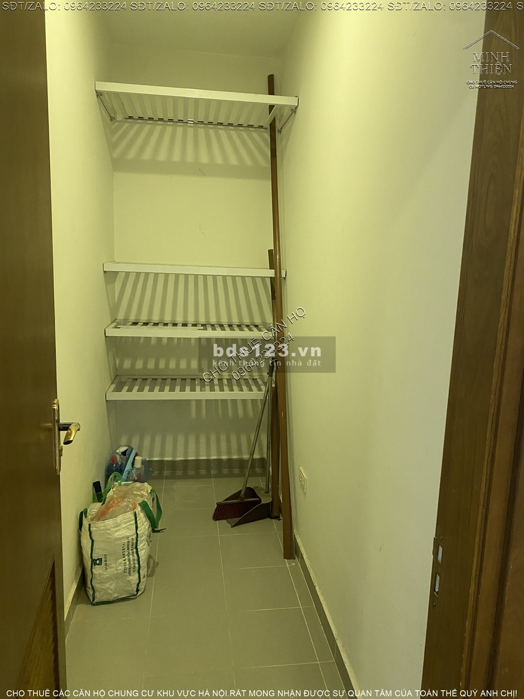 Goldmark City cho thuê căn 3 ngủ full nội thất diện tích 123m2 tầng cao tòa R3 giá thuê Linh Động
