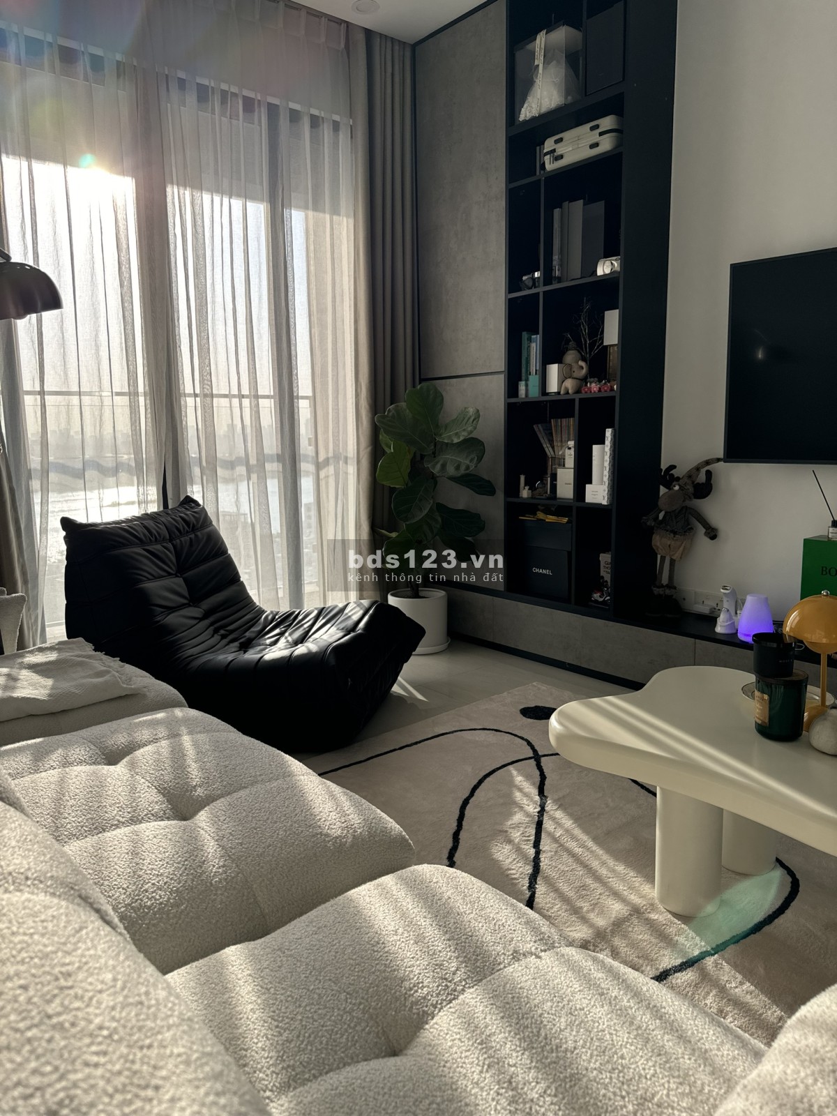 Bán nhanh căn hộ One Verandah 2PN View sông nhà rất đẹp tiện ích đầy đủ