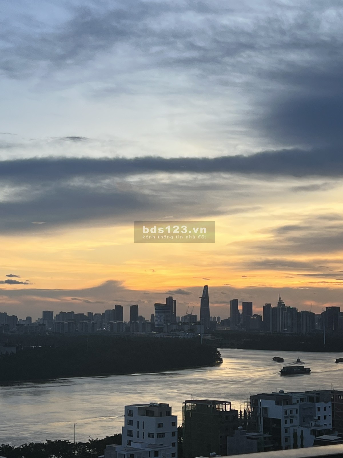 Bán nhanh căn hộ One Verandah 2PN View sông nhà rất đẹp tiện ích đầy đủ