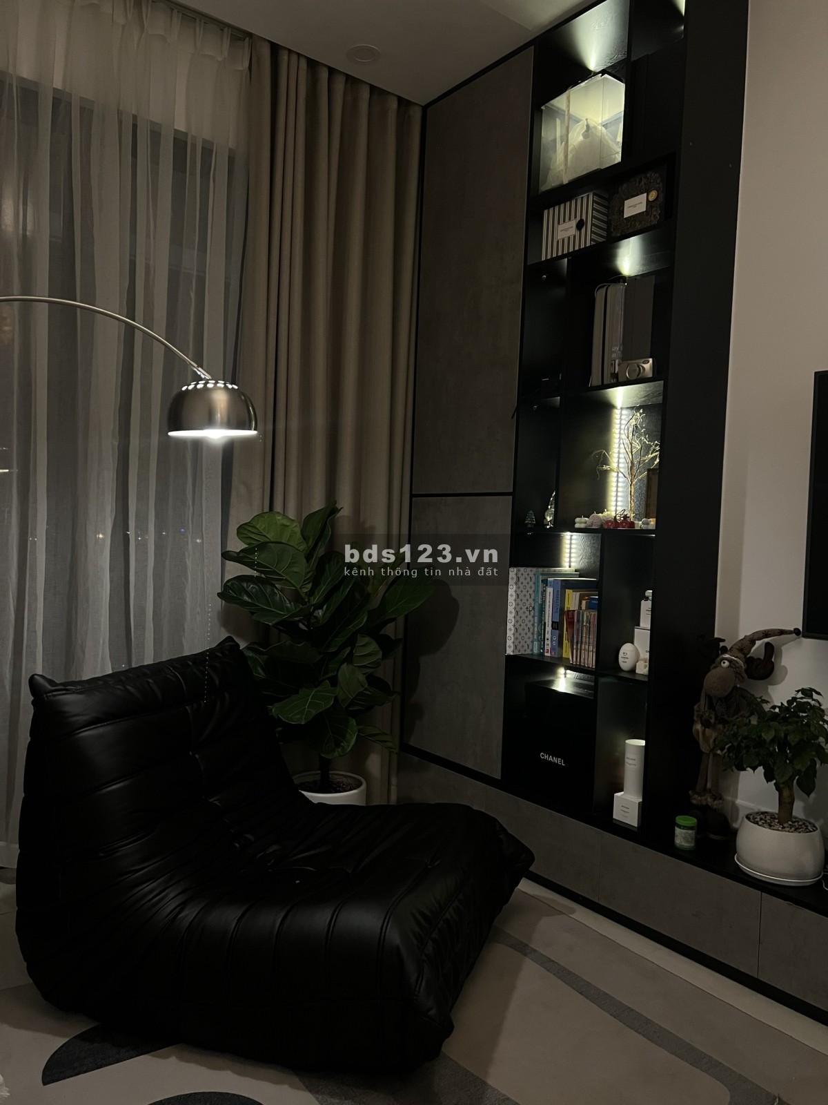 Bán nhanh căn hộ One Verandah 2PN View sông nhà rất đẹp tiện ích đầy đủ