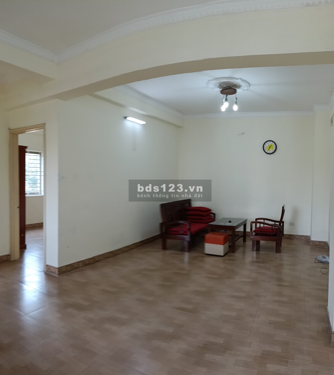 Bán căn hộ: KĐT Việt Hưng, Q.Long Biên: 76.5m2, 2PN