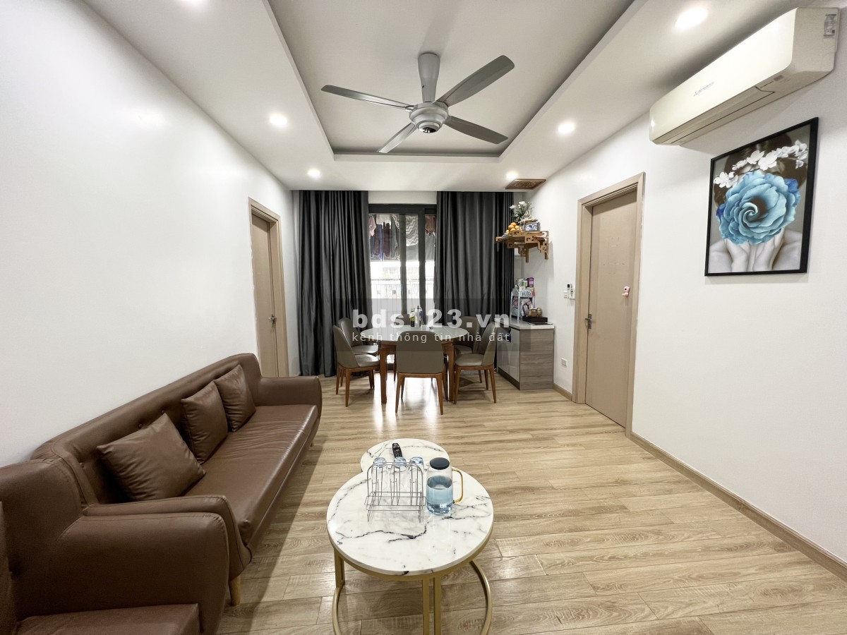 Bán gấp căn hộ NO-08 Mai Chí Thọ, Giang Biên: 76m2, 2PN, 2WC.