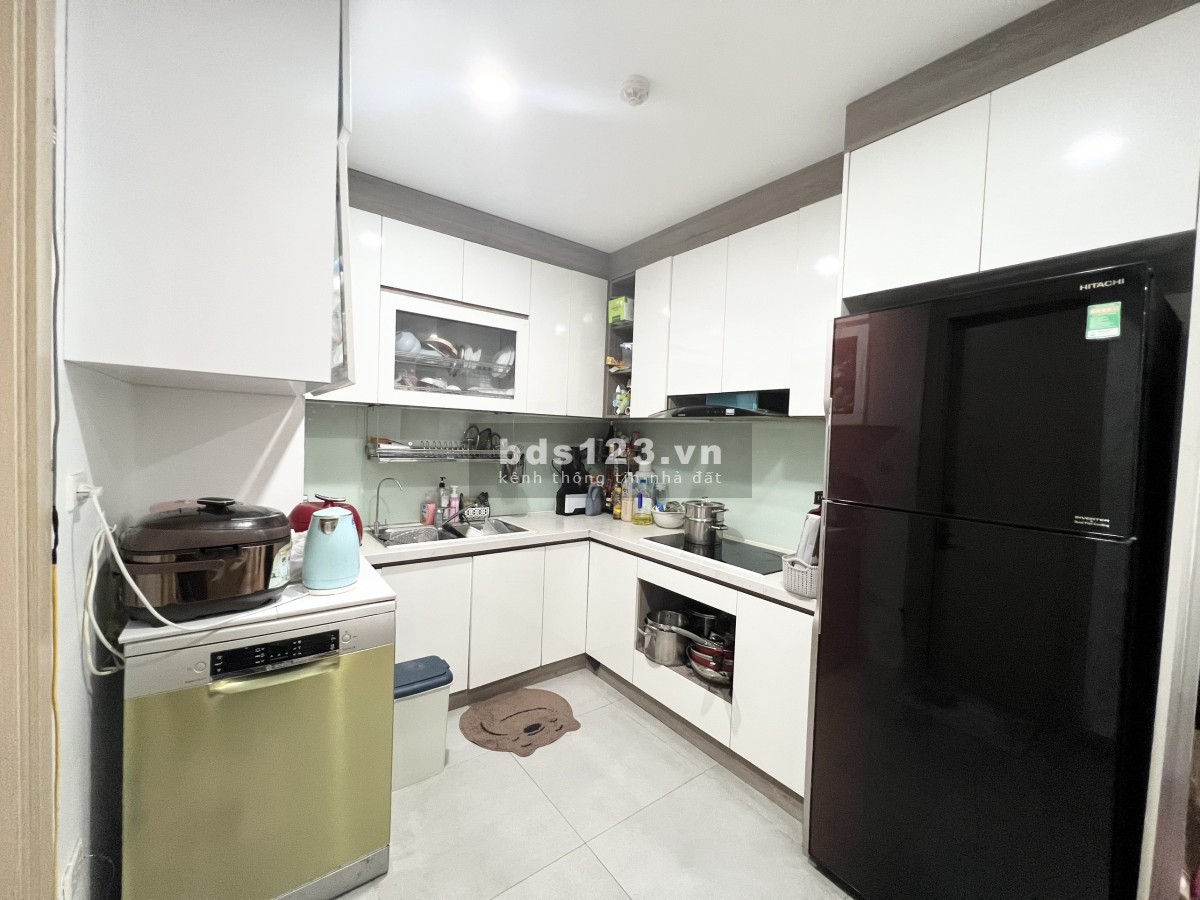 Bán gấp căn hộ NO-08 Mai Chí Thọ, Giang Biên: 76m2, 2PN, 2WC.