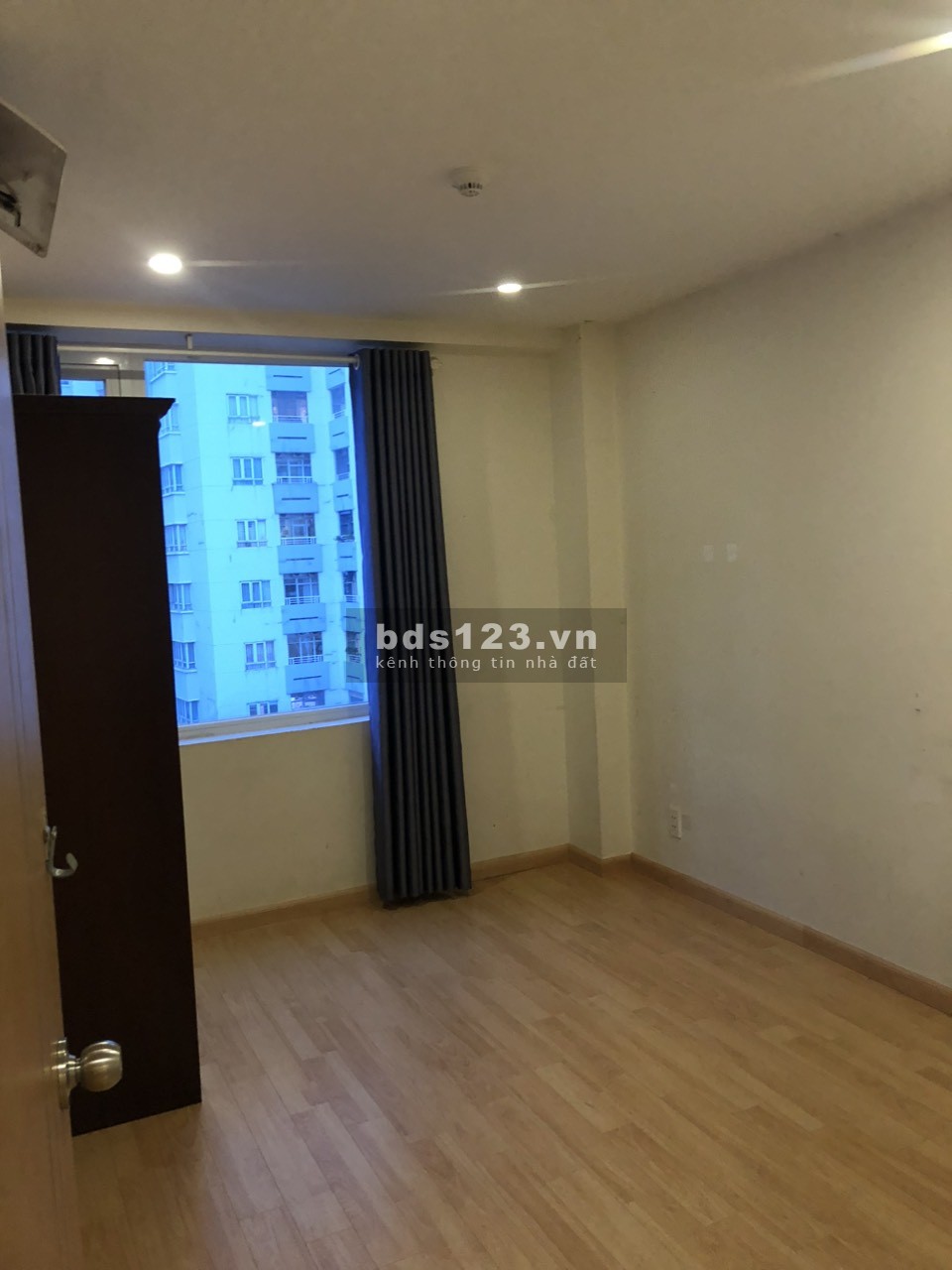 Cần Cho thuê căn hộ Starlight Quận 6, Dt : 67m2, 2PN, 1WC, Giá : 8 tr/th