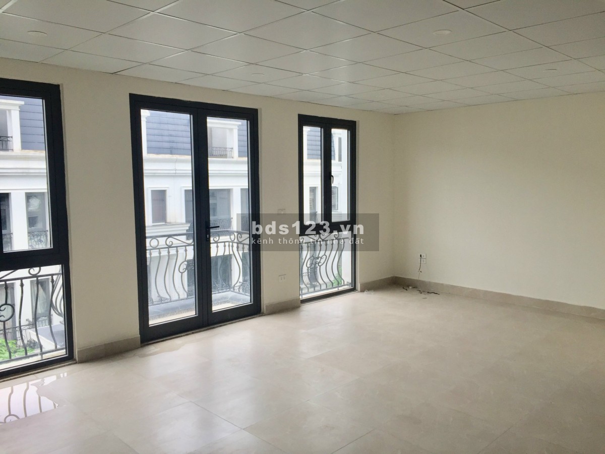 Cho thuê văn phòng từ 30-70 m2 ở ngay Văn Phú trung tâm Hà Đông