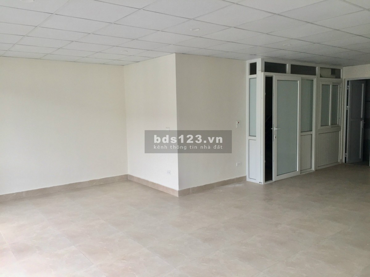 Cho thuê văn phòng từ 30-70 m2 ở ngay Văn Phú trung tâm Hà Đông