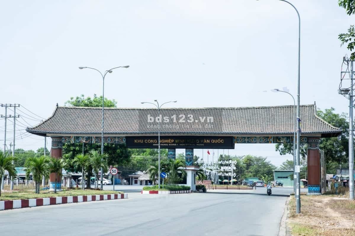 Đất Chơn Thành giá rẻ đường nhựa lộ giới 32 mét gần khu công nghiệp Minh Hưng hàn Quốc.