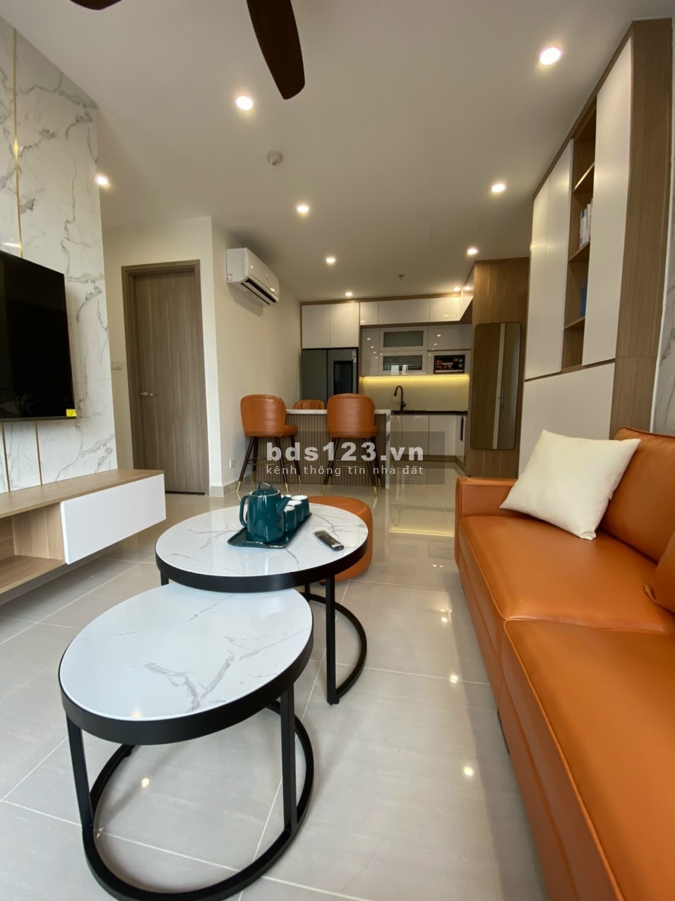 Hot! Bán gấp căn 3 ngủ tòa GS Vinhomes Smartcity, giá 4 tỷ full đồ. Lh 0949891456