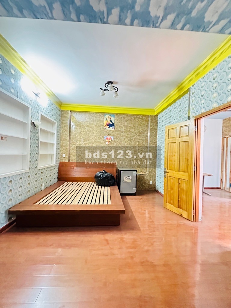 Bán nhà đẹp Tân Bình 57M, nở hậu, 3 tầng, hẻm 3m, nhích 6 tỷ