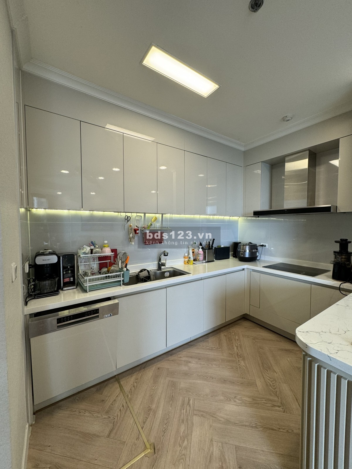Bán CH cao cấp Starlake 110m2. Full NT cao cấp