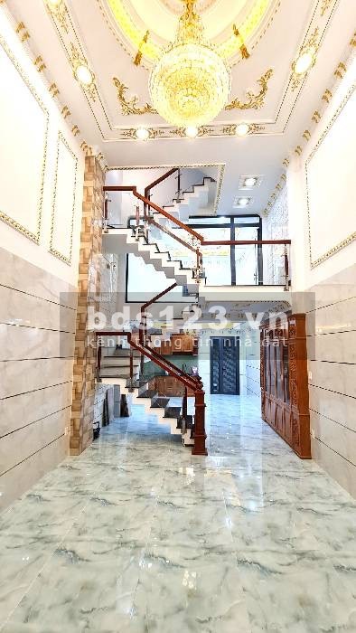 Bán gấp căn nhà phố tuyệt đẹp HXH, đường Trương Phước Phan, Quận Bình Tân, DT 56m2, SHR.
