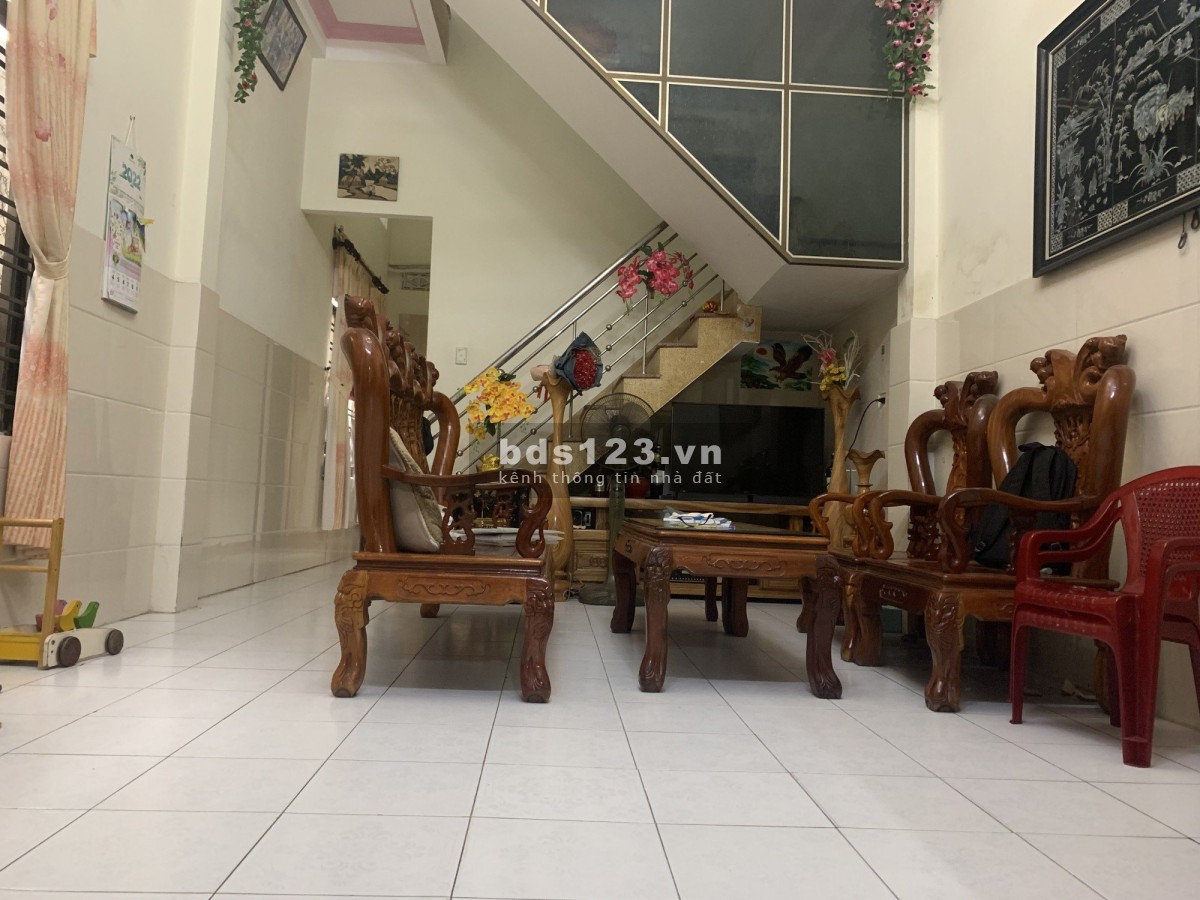 Gấp bán MT Phó Đức Chinh -Trung tâm Sơn Trà - Tiện ích xung quanh
