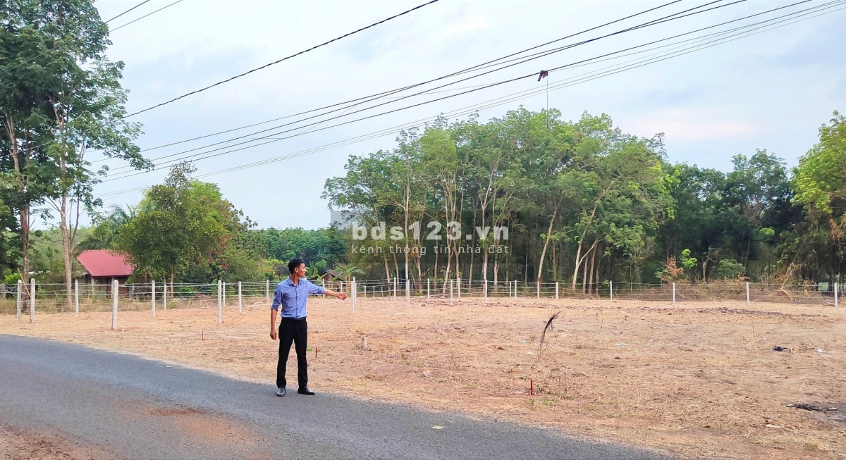 Chủ ngộp ngân hàng cần bán lô đất Chơn Thành Giá rẻ, sổ sẵn