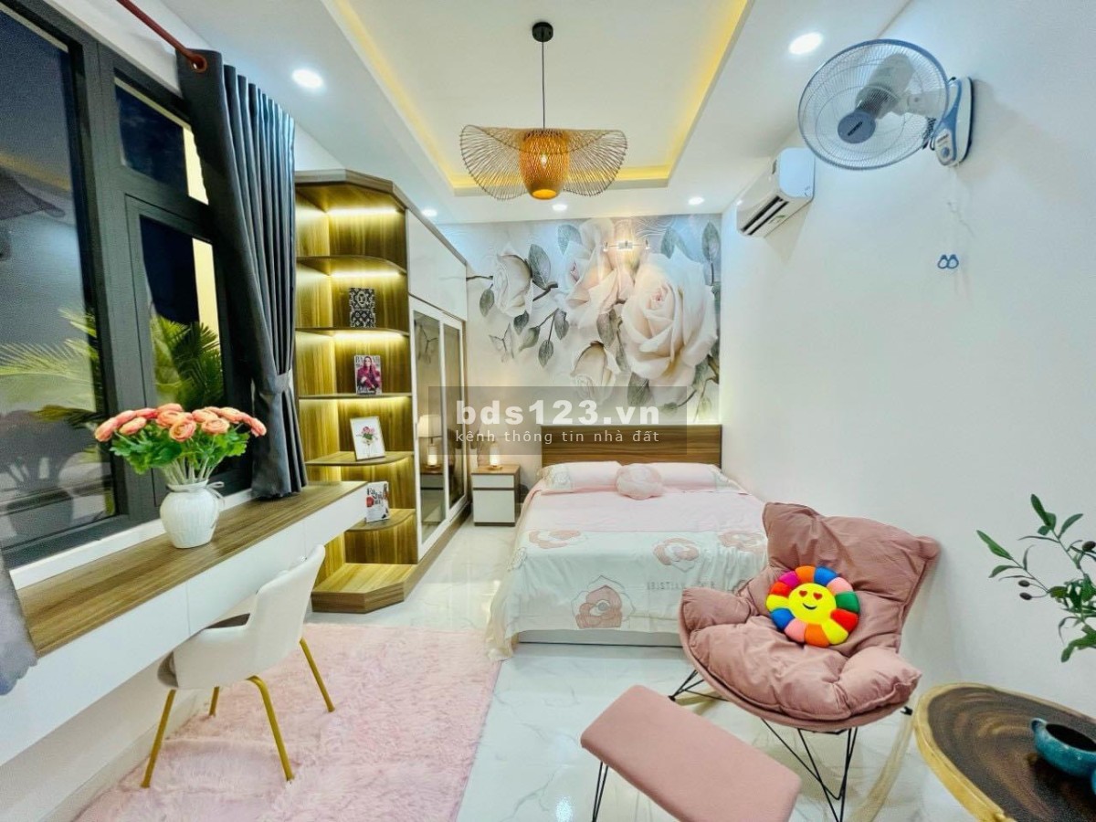 Chủ cần bán nhà riêng Đường Phạm Văn Chiêu Phường 9 Gò Vấp, giá 5 tỷ TL, diện tích 50m2.