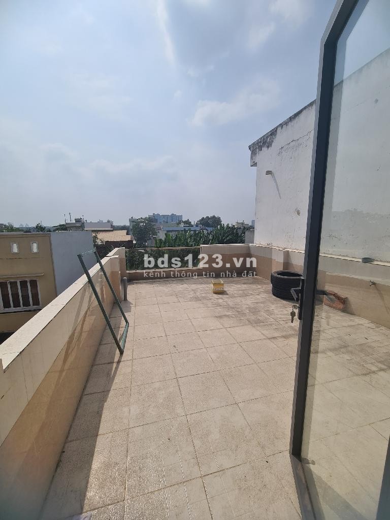 Bán nhà đẹp, 3 tầng, 3PN, Nguyễn Duy Trinh, Long Trường. Nhỉnh 4 tỷ