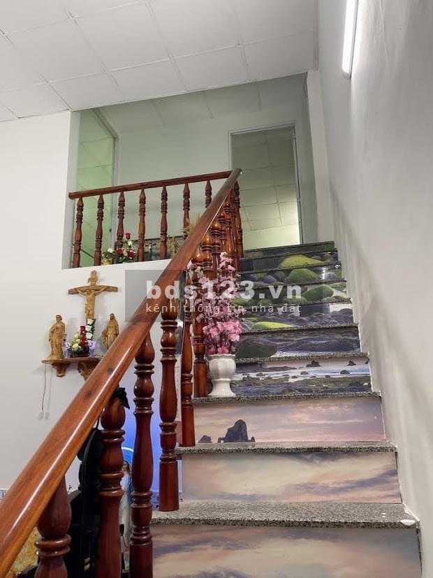 Nhà đẹp, trệt lửng 4PN, HXH Lê Thị Hoa, P.Bình Chiểu, 91m2 (7x13), 3.95 tỷ