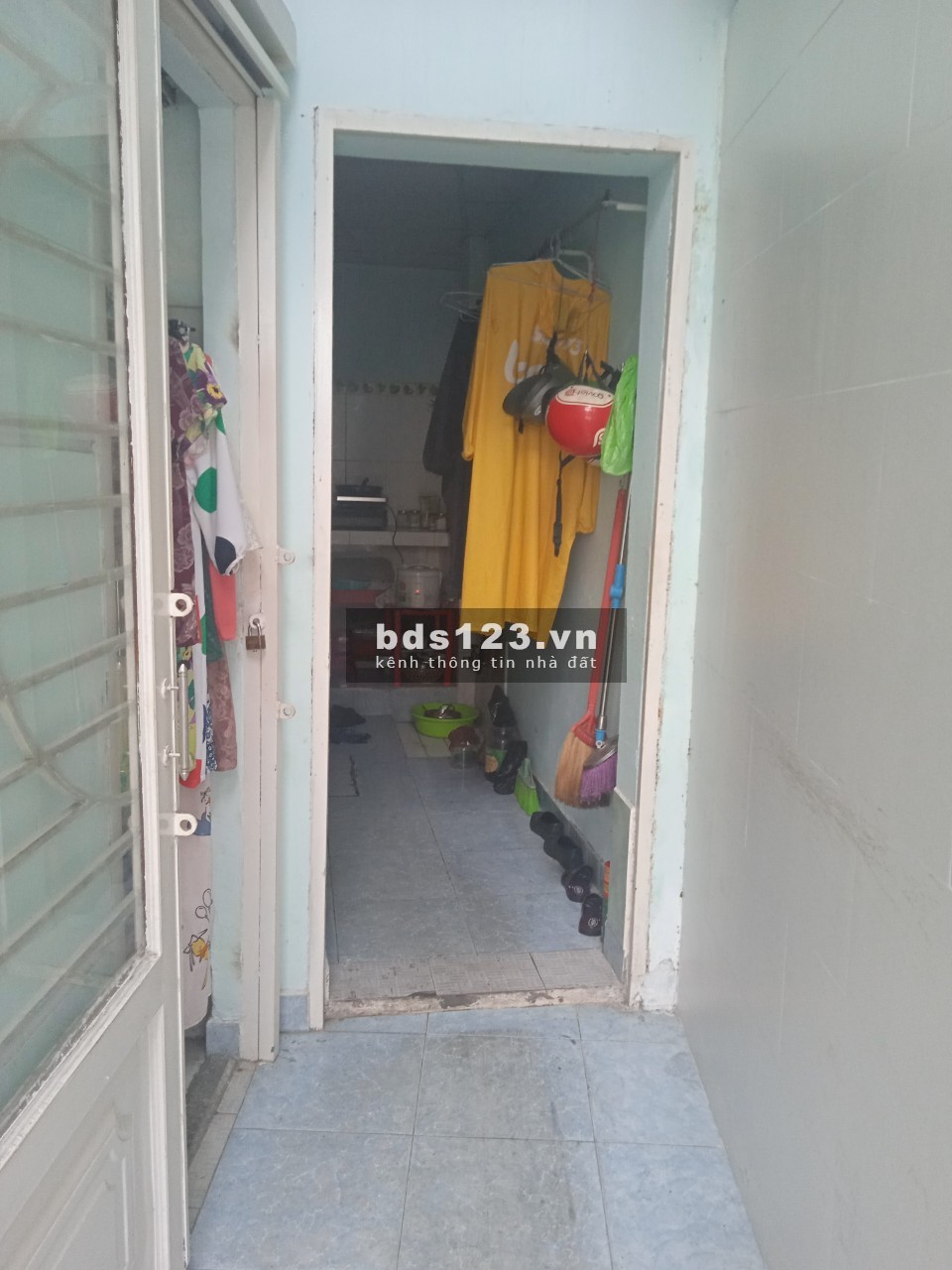 phòng trọ trống cần người thuê 243/38 Tôn Thất Thuyết p3 q4