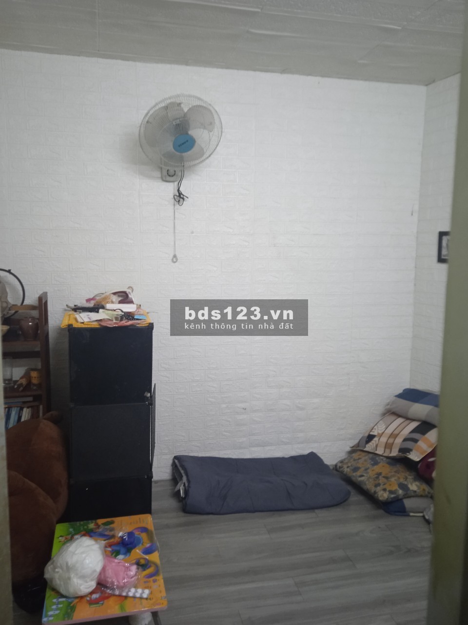 phòng trọ trống cần người thuê 243/38 Tôn Thất Thuyết p3 q4