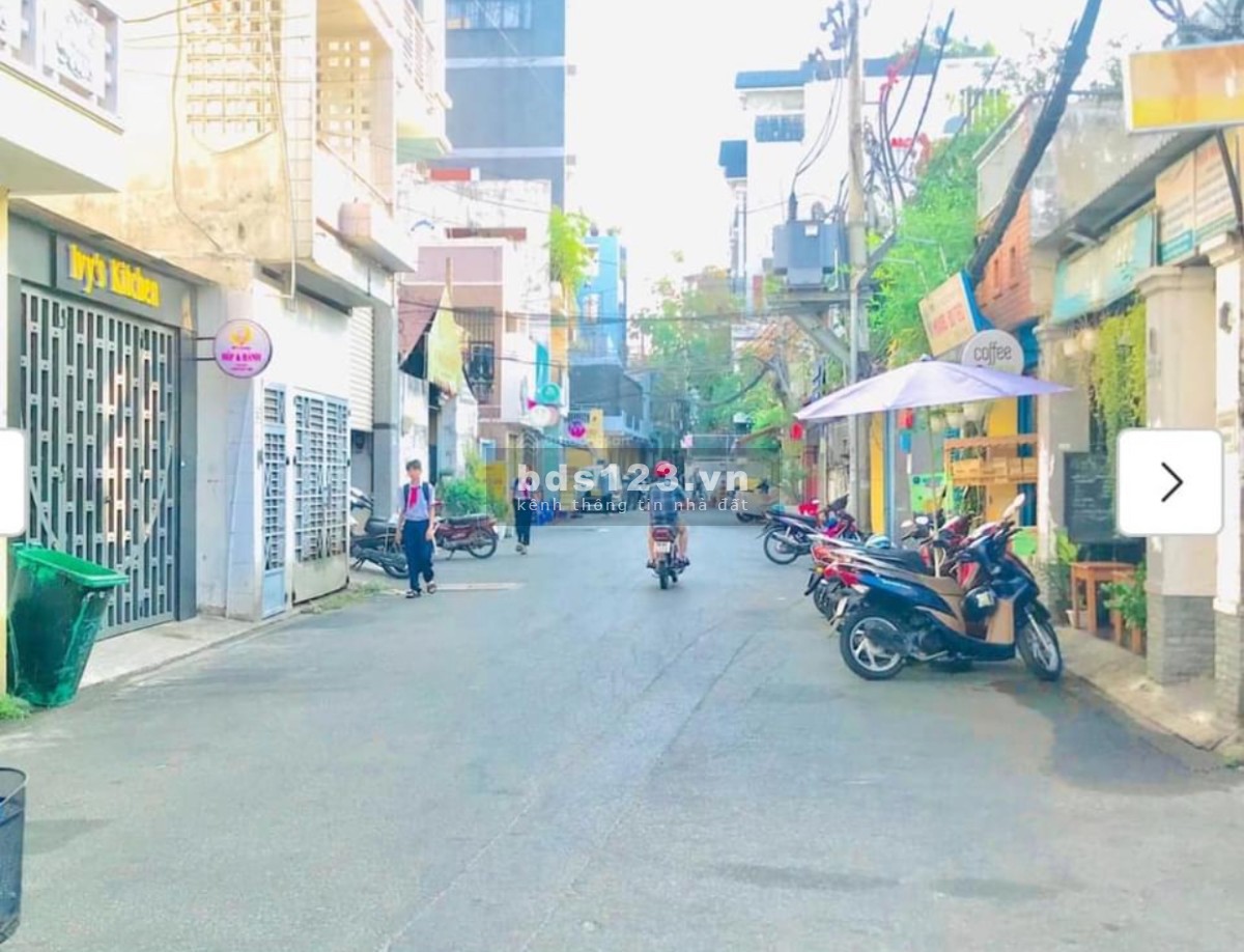 Bán nhà HXH đường Lê Trực, DT: 4,5x12, trệt + 3 lầu, CQ: sổ Hồng, giá 7,5 tỷ.