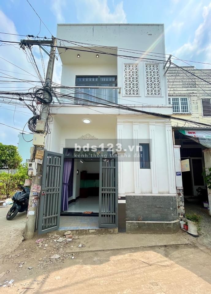 Bán nhà trệt lầu góc 2 mặt tiền lộ oto hoàn công mới 100% gần Đại học y dược