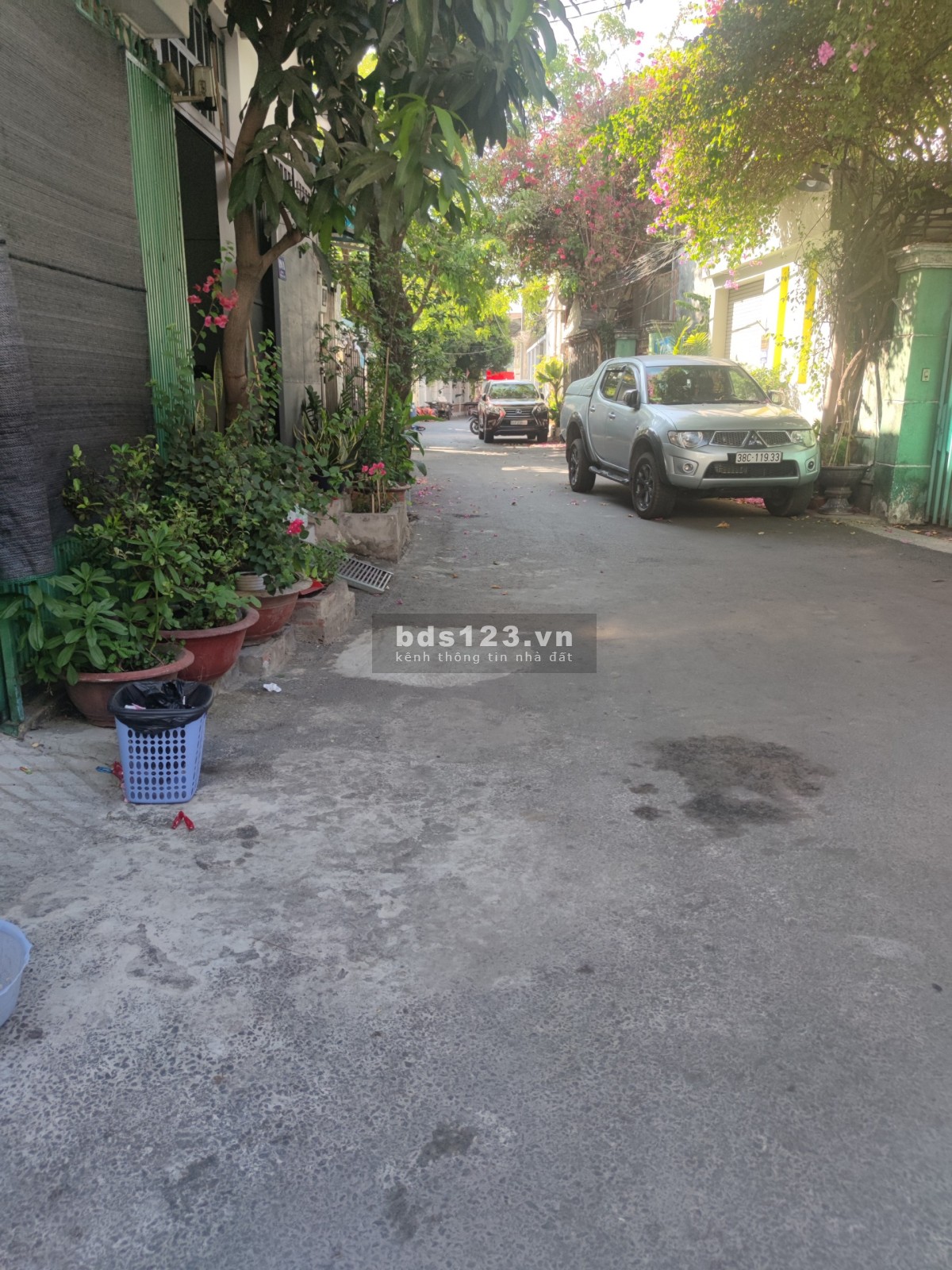 Bán nhà 75m2, xe hơi đổ cổng, Phước Long B, Quận 9. Giá nhỉnh 4 tỷ TL