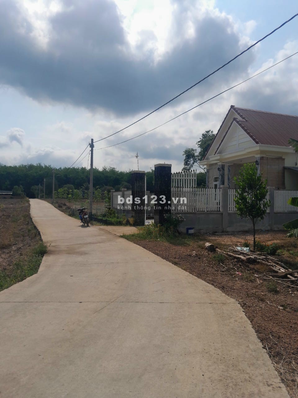 Đúng 260 triệu, bán rẻ 4 sổ riêng, thổ cư (20x33 = 660m2) mặt tiền DT757, trường, chợ, KCN