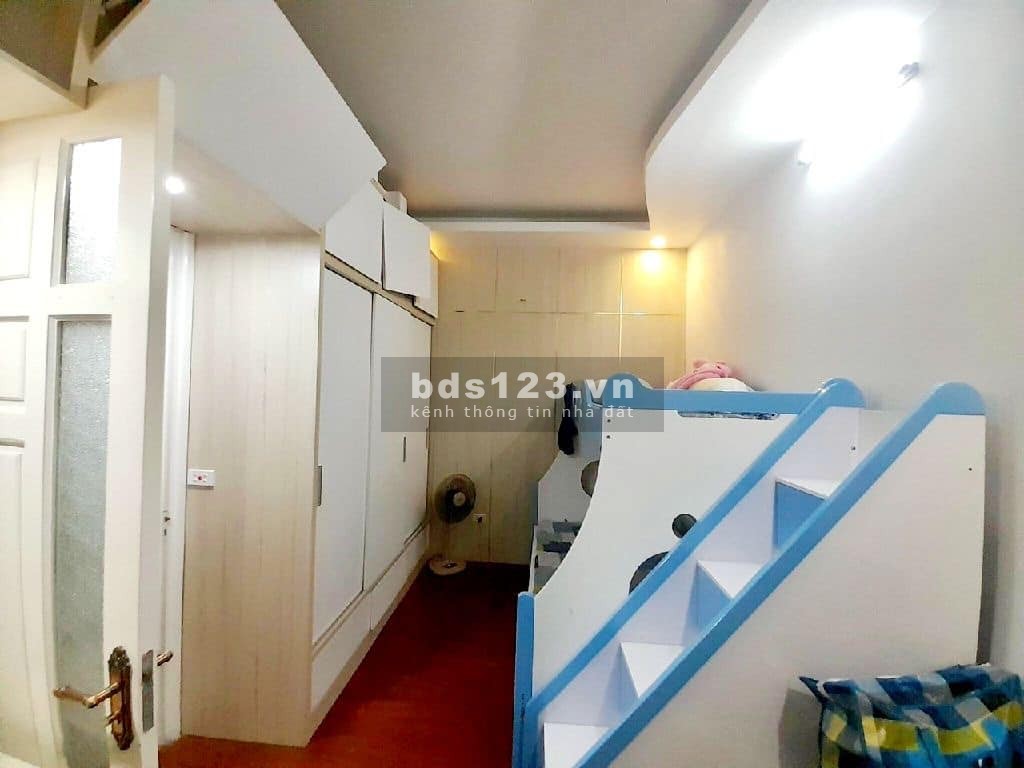 Hiếm nhỉnh 12.x tỷ - Nhà phố Hoàng Cầu - Trung tâm quận Đống Đa