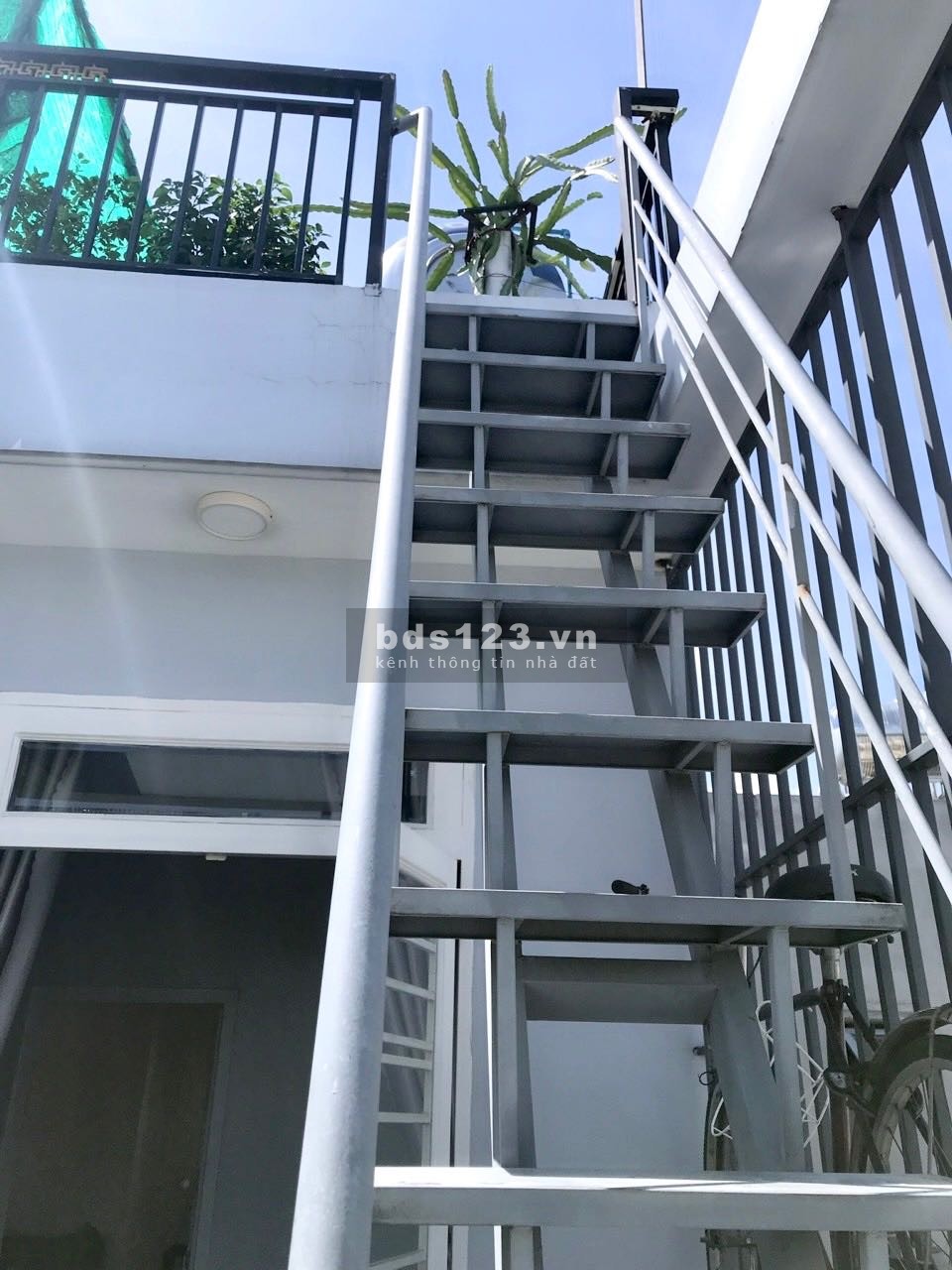 Bán nhà đẹp 2 tầng, ngang 5.5m - 65m2, Đường số 5, Linh Xuân. Nhỉnh 4 tỷ