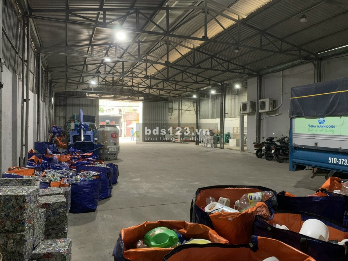 Cho thuê mặt bằng, kho xưởng 600m2 Nguyễn Duy Trinh, Phường Phú Hữu, Quận 9
