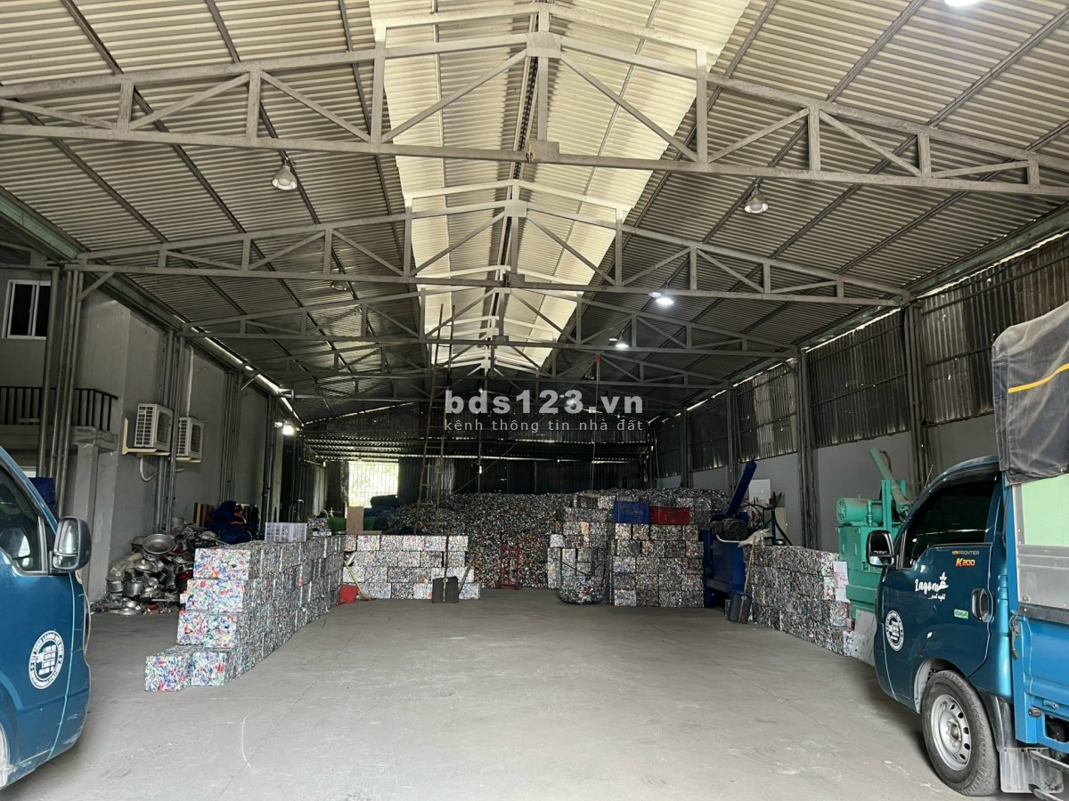 Cho thuê mặt bằng, kho xưởng 600m2 Nguyễn Duy Trinh, Phường Phú Hữu, Quận 9