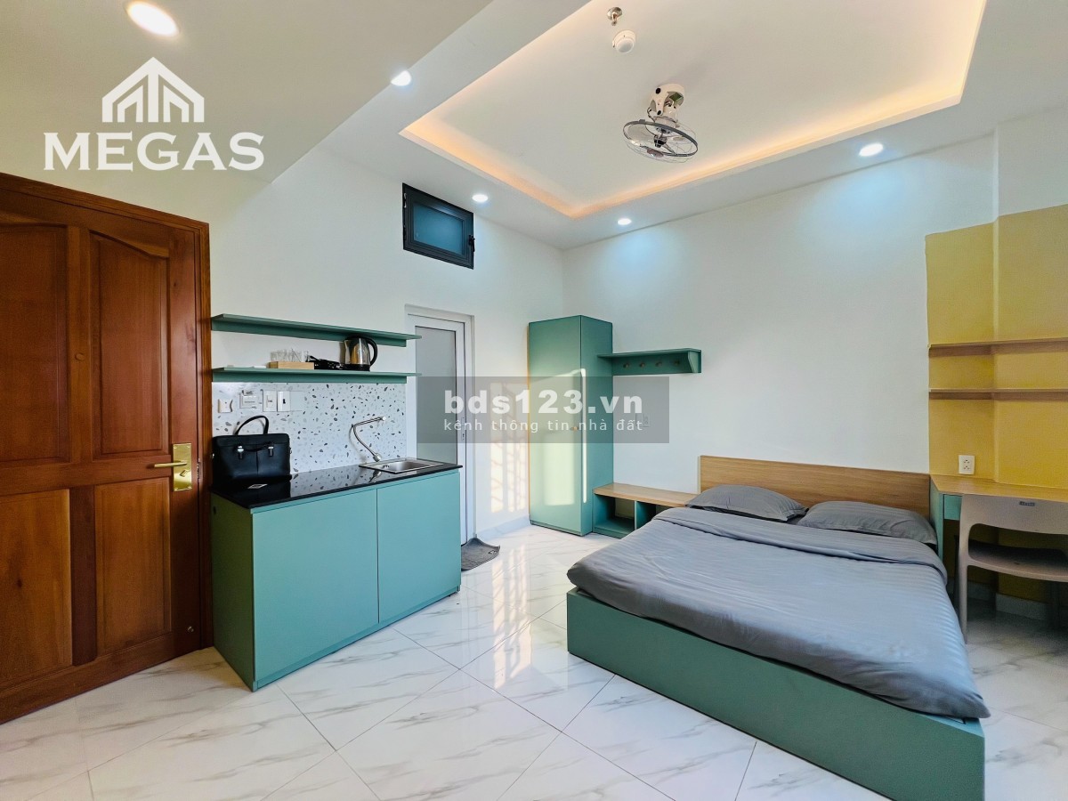 Căn hộ ban công full nội thất, giá rẻ ngay công viên Hoàng Văn Thụ, công viên Gia Định
