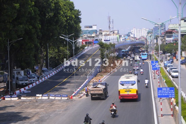 Bán nhà mặt phố Âu Cơ Tây Hồ. MT rộng 10,5M. DT 390M. Chỉ 47,5 tỷ. Phố như Xa lộ, giá tăng cao