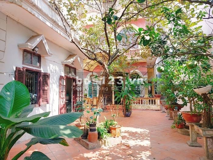 Bán nhà mặt phố Âu Cơ Tây Hồ. MT rộng 10,5M. DT 390M. Chỉ 47,5 tỷ. Phố như Xa lộ, giá tăng cao