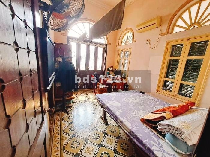 Bán nhà mặt phố Âu Cơ Tây Hồ. MT rộng 10,5M. DT 390M. Chỉ 47,5 tỷ. Phố như Xa lộ, giá tăng cao
