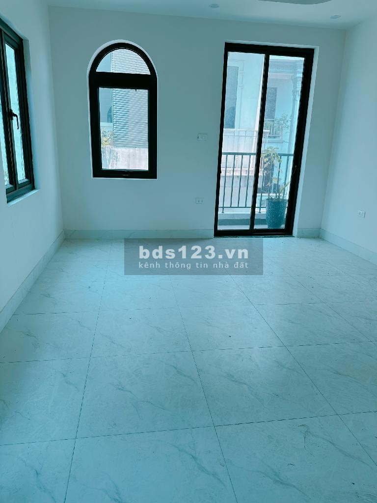 Tây Mỗ, Nam Từ Liêm. Nhà 5 tầng, diện tích 35M2 - Gía 4.8 tỷ ( Có TL)