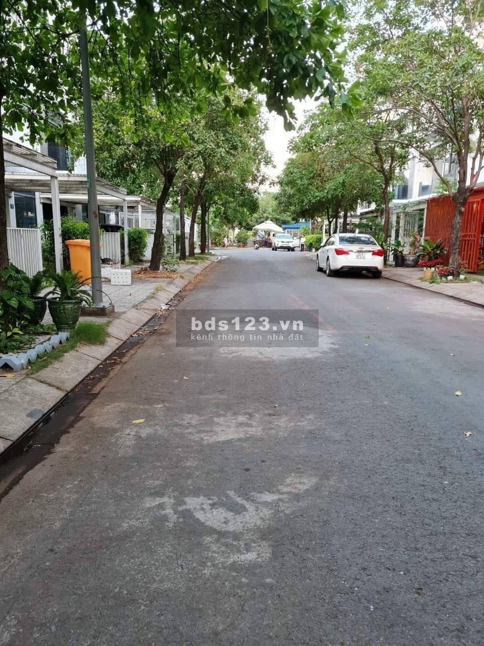 Nhà Phố sổ sẵn - 7*17 ( 119m2) Nhà hoàn thiện.
