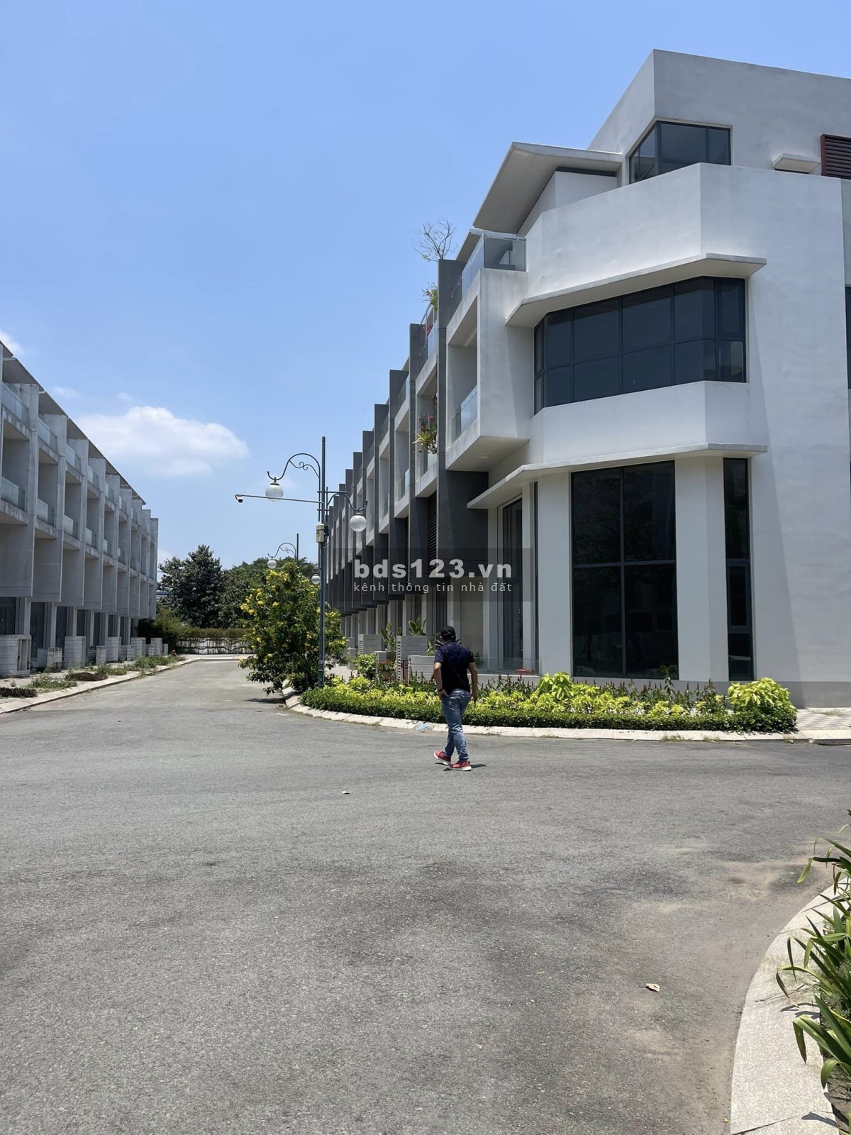 Cần bán căn góc 2MT đẹp nhất SolVillas.