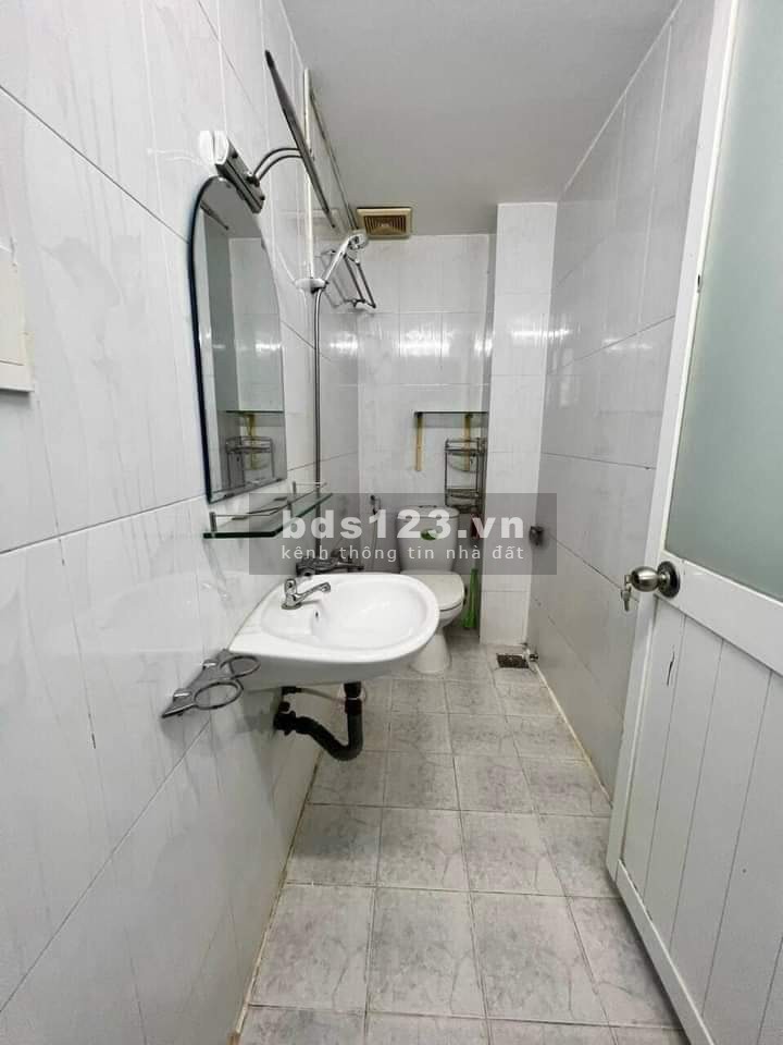 Nhà 1T1L, 4X14M, 2PN, 2WC, hẻm xe hơi thông, đường 22, Linh Đông, Thủ Đức