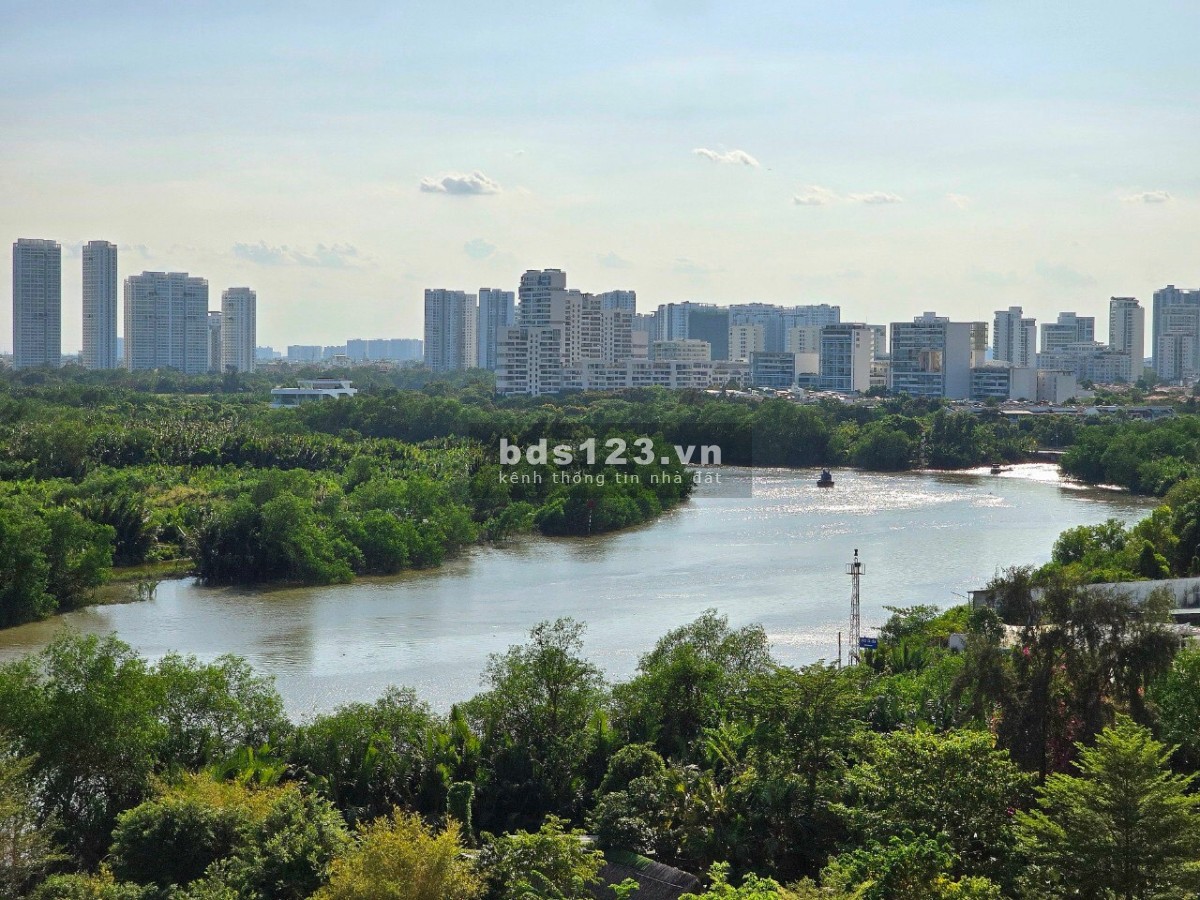 Cần bán căn hộ Greenview Phú Mỹ Hưng đường Nguyễn Lương Bằng gân trường quốc tế Canada