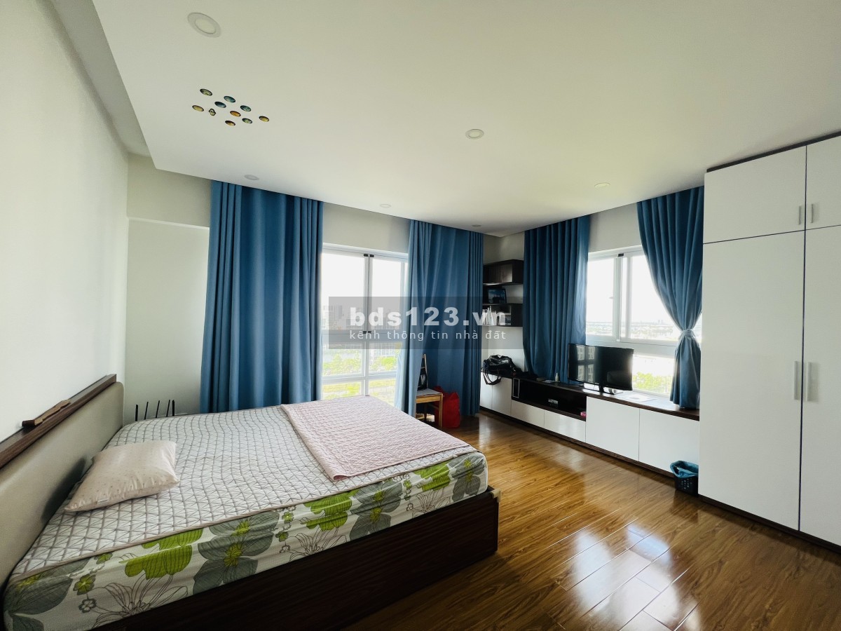 Cho thuê căn hộ happy valley, diện tích 135m 2, giá thuê 28 triệu