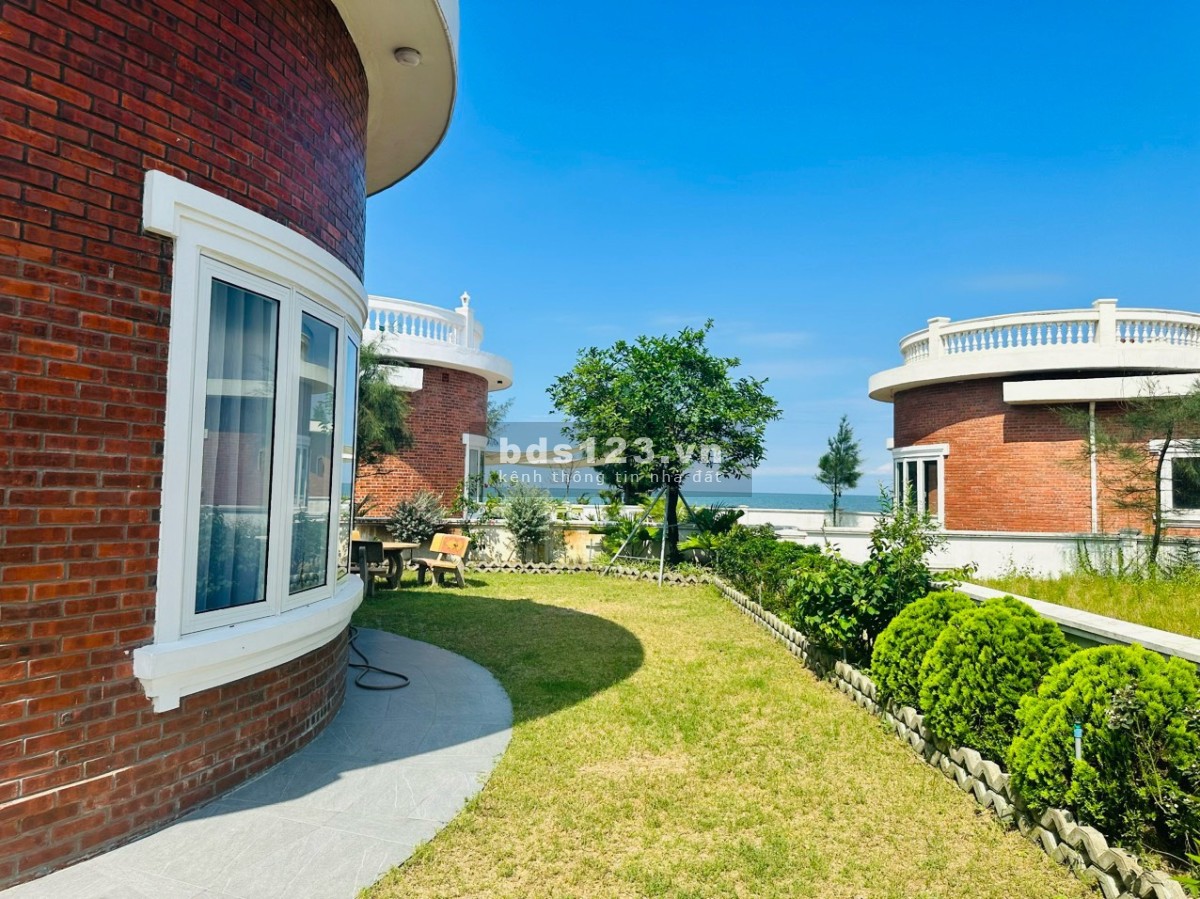 Bán gấp Biệt Thự biển rộng 464m2 tại biển Xuân Thành, Hà Tĩnh giá chỉ 9 tỷ hoàn thiện full nội thất
